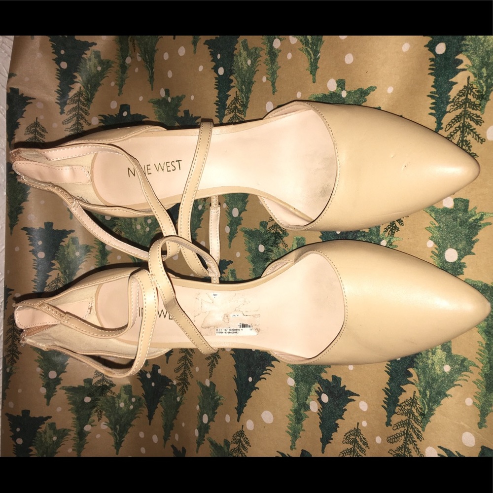 Nude Pumps - image 1